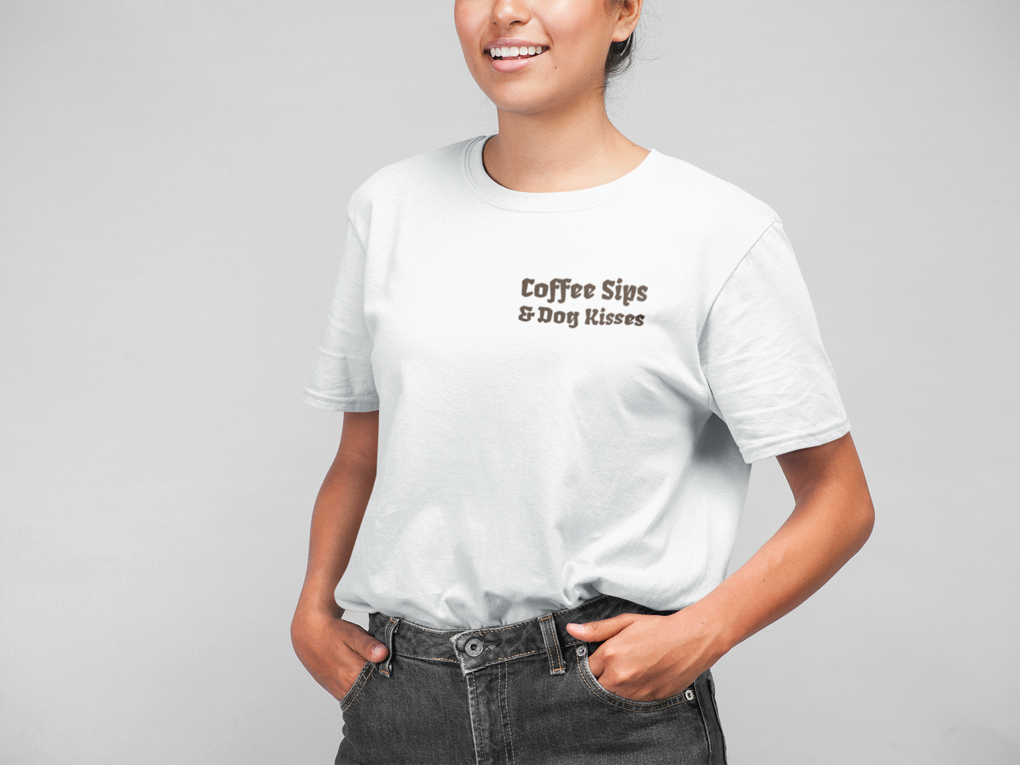 Shirt "Coffee Sips & Dog Kisses"